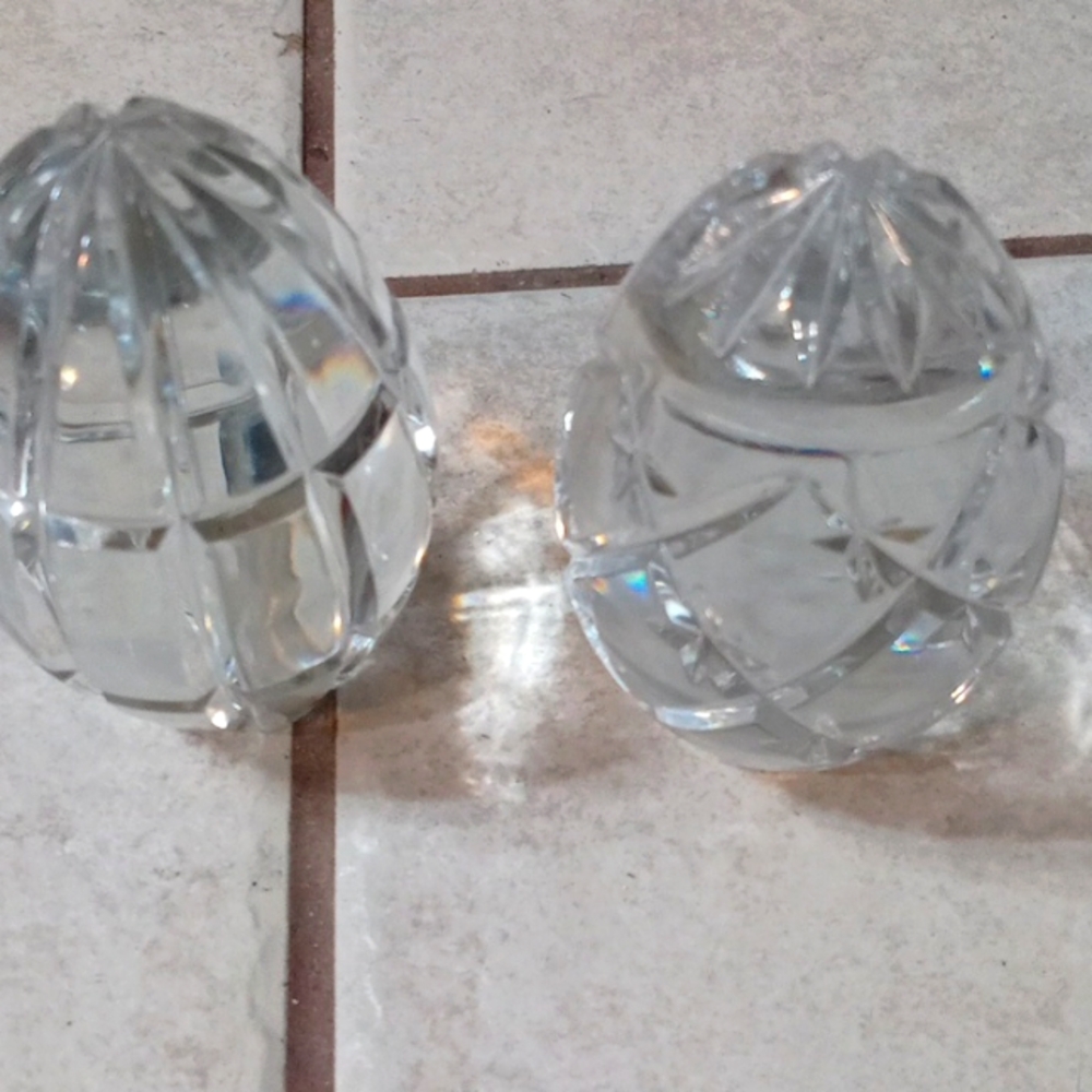 Crystal eggs